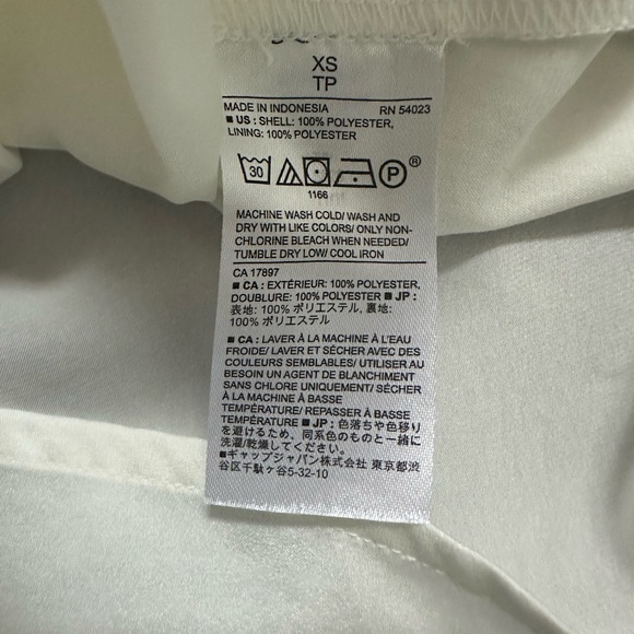 Two Banana Republic Silky Camisoles Size XS - Picture 10 of 10